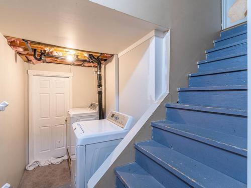 416 Waddington Drive, Kamloops, BC - Indoor Photo Showing Laundry Room