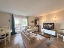 54-1605 Summit Drive, Kamloops, BC  - Indoor Photo Showing Living Room 