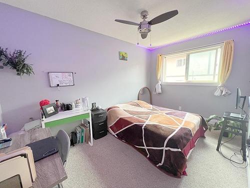 54-1605 Summit Drive, Kamloops, BC - Indoor Photo Showing Bedroom