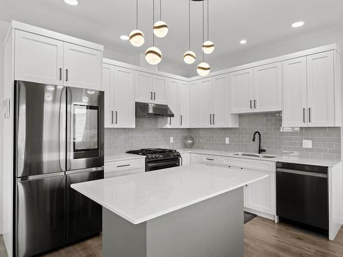 101-1799 Babine Ave, Kamloops, BC - Indoor Photo Showing Kitchen With Upgraded Kitchen