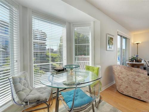 203-3133 Tillicum Rd, Saanich, BC - Indoor Photo Showing Dining Room