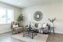 609 Mohawk Road E, Hamilton, ON  - Indoor Photo Showing Living Room 