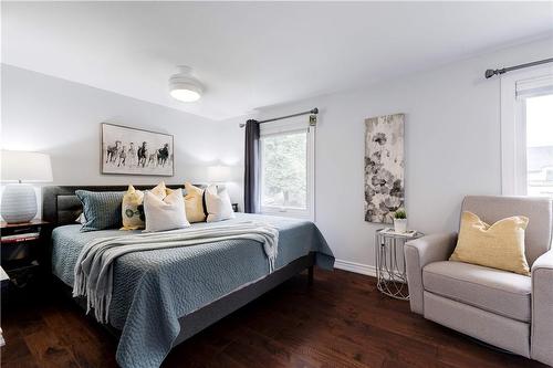 55 Culham Street, Oakville, ON - Indoor Photo Showing Bedroom