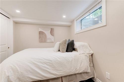 55 Culham Street, Oakville, ON - Indoor Photo Showing Bedroom