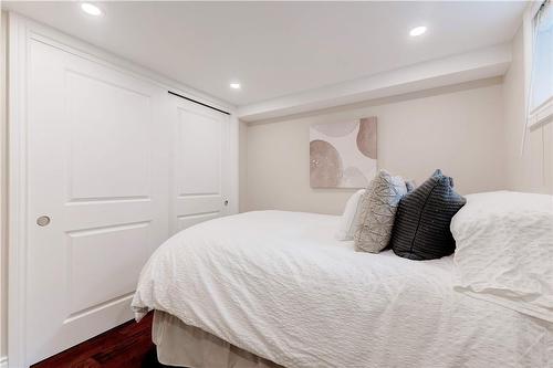 55 Culham Street, Oakville, ON - Indoor Photo Showing Bedroom