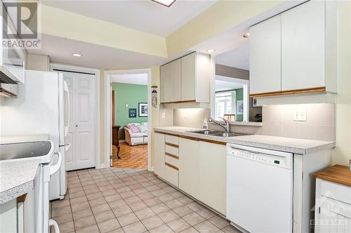 215 Somerset Street W Unit#202, Ottawa, ON - Indoor Photo Showing Kitchen With Double Sink