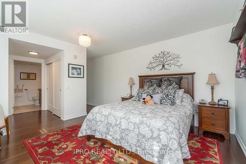 208 - 200 Halton Hills Drive, Halton Hills (Georgetown), ON - Indoor Photo Showing Bedroom