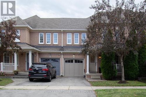 2292 Saddlecreek Crescent, Oakville, ON - Outdoor With Facade