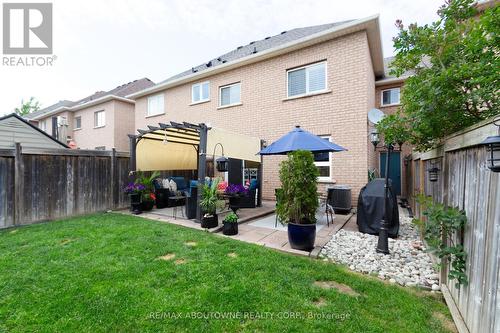 2292 Saddlecreek Crescent, Oakville, ON - Outdoor With Exterior