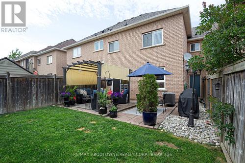 2292 Saddlecreek Crescent, Oakville, ON - Outdoor With Exterior
