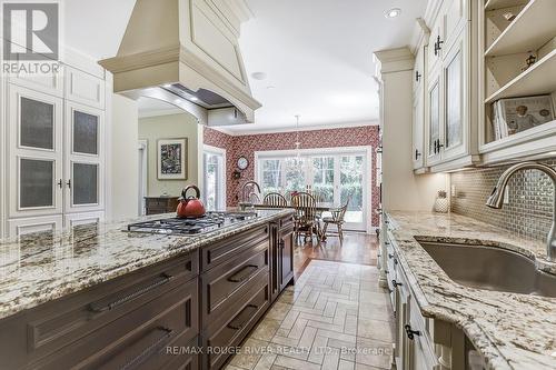 380 Nassau Street, Niagara-On-The-Lake, ON - Indoor Photo Showing Kitchen With Upgraded Kitchen