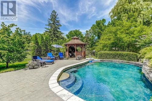 380 Nassau Street, Niagara-On-The-Lake, ON - Outdoor With In Ground Pool With Backyard