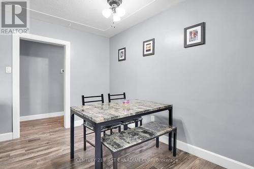 454 Salisbury Street, London, ON - Indoor Photo Showing Dining Room