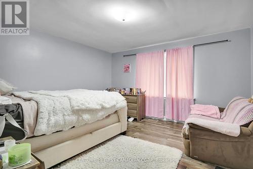 454 Salisbury Street, London, ON - Indoor Photo Showing Bedroom