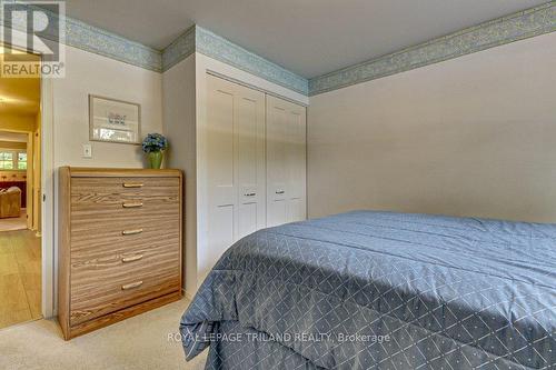 33 Hillhead Road, London, ON - Indoor Photo Showing Bedroom