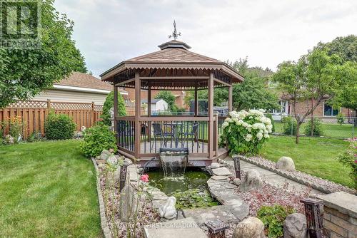 216 Highbury Avenue N, London, ON - Outdoor With Backyard