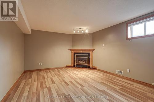 216 Highbury Avenue N, London, ON - Indoor With Fireplace