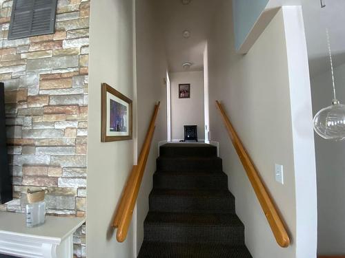 Staircase - 212 Rue Tremblay, Saint-Siméon, QC - Indoor Photo Showing Other Room