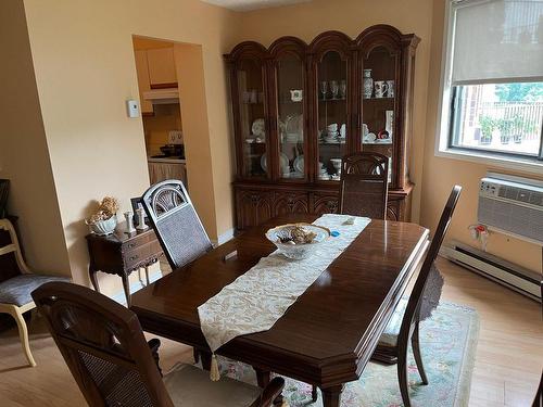 Dining room - 306-2505 Av. Du Havre-Des-Îles, Laval (Chomedey), QC - Indoor Photo Showing Dining Room