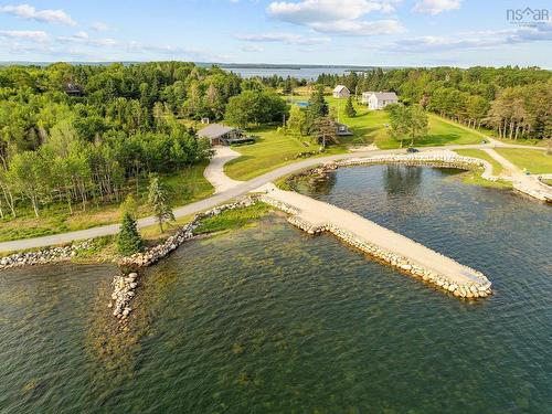 435 Martins Point Road, Mahone Bay, NS 