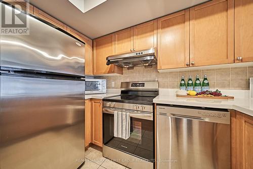 41 - 41 Foundry Avenue, Toronto W02, ON - Indoor Photo Showing Kitchen With Stainless Steel Kitchen