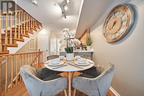 41 - 41 Foundry Avenue, Toronto W02, ON - Indoor Photo Showing Dining Room