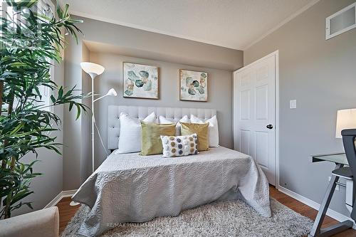 41 - 41 Foundry Avenue, Toronto W02, ON - Indoor Photo Showing Bedroom