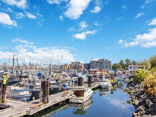 404-550 Michigan St, Victoria, BC - Outdoor With Body Of Water With View