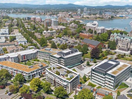 404-550 Michigan St, Victoria, BC - Outdoor With Body Of Water With View