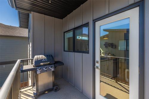 1-726 Coopland Crescent, Kelowna, BC - Outdoor With Deck Patio Veranda With Exterior