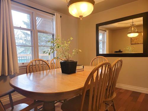 3302 20A Street, Vernon, BC - Indoor Photo Showing Dining Room