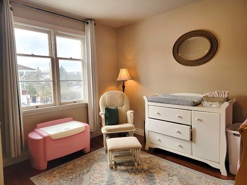 3302 20A Street, Vernon, BC - Indoor Photo Showing Bedroom