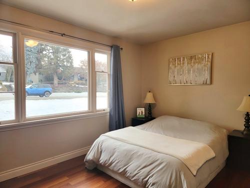 3302 20A Street, Vernon, BC - Indoor Photo Showing Bedroom