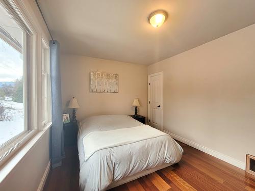 3302 20A Street, Vernon, BC - Indoor Photo Showing Bedroom