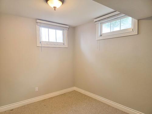3302 20A Street, Vernon, BC - Indoor Photo Showing Other Room