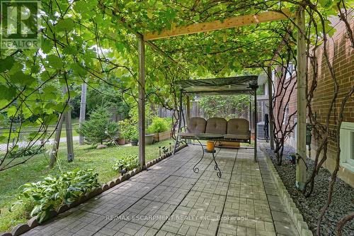 15 Gailong Court, Toronto, ON - Outdoor