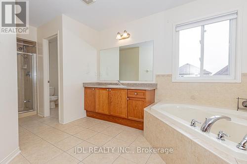 1477 Cordick Street, Oshawa (Taunton), ON - Indoor Photo Showing Bathroom