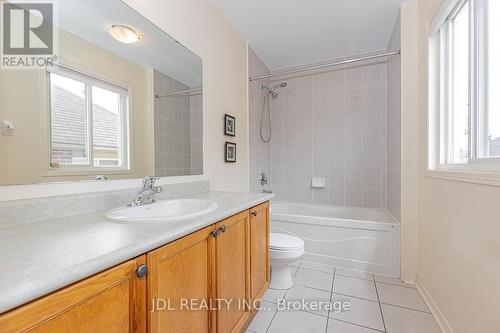 1477 Cordick Street, Oshawa (Taunton), ON - Indoor Photo Showing Bathroom