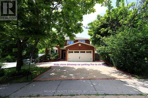 1272 Sir David Drive, Oakville, ON - Outdoor