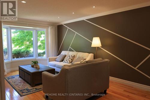 1272 Sir David Drive, Oakville, ON - Indoor Photo Showing Other Room