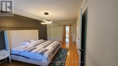 1272 Sir David Drive, Oakville, ON - Indoor Photo Showing Bedroom