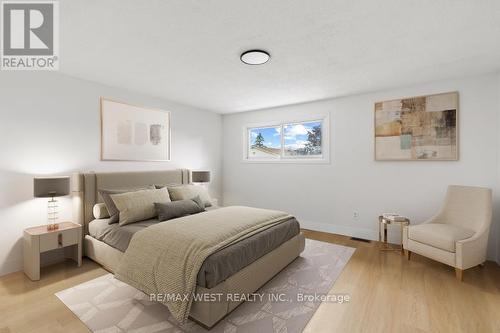 32 - 1430 Jalna Boulevard, London, ON - Indoor Photo Showing Bedroom