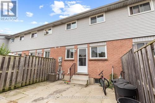 32 - 1430 Jalna Boulevard, London, ON - Outdoor With Exterior