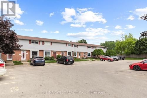 32 - 1430 Jalna Boulevard, London, ON - Outdoor