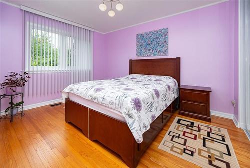 15 Gailong Court, Toronto, ON - Indoor Photo Showing Bedroom