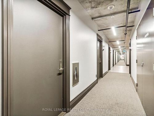 404-608 Richmond St W, Toronto, ON - Indoor Photo Showing Other Room