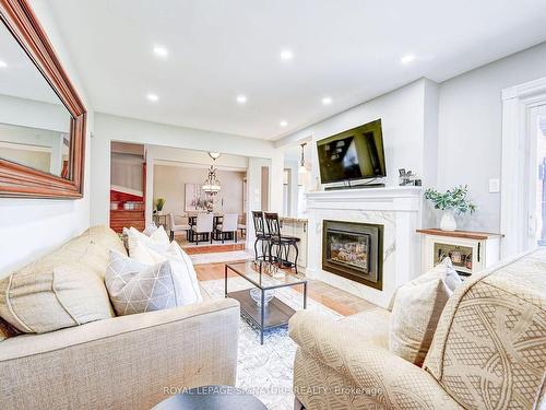 4476 Sawmill Valley Dr, Mississauga, ON - Indoor Photo Showing Living Room With Fireplace