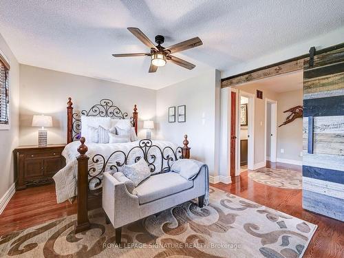 4476 Sawmill Valley Dr, Mississauga, ON - Indoor Photo Showing Bedroom