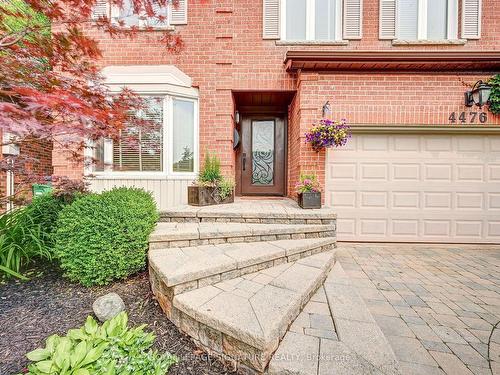 4476 Sawmill Valley Dr, Mississauga, ON - Outdoor