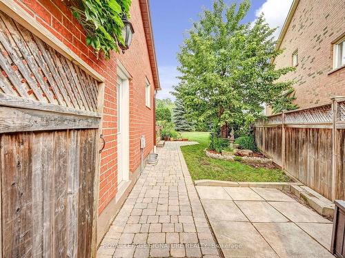 4476 Sawmill Valley Dr, Mississauga, ON - Outdoor With Exterior